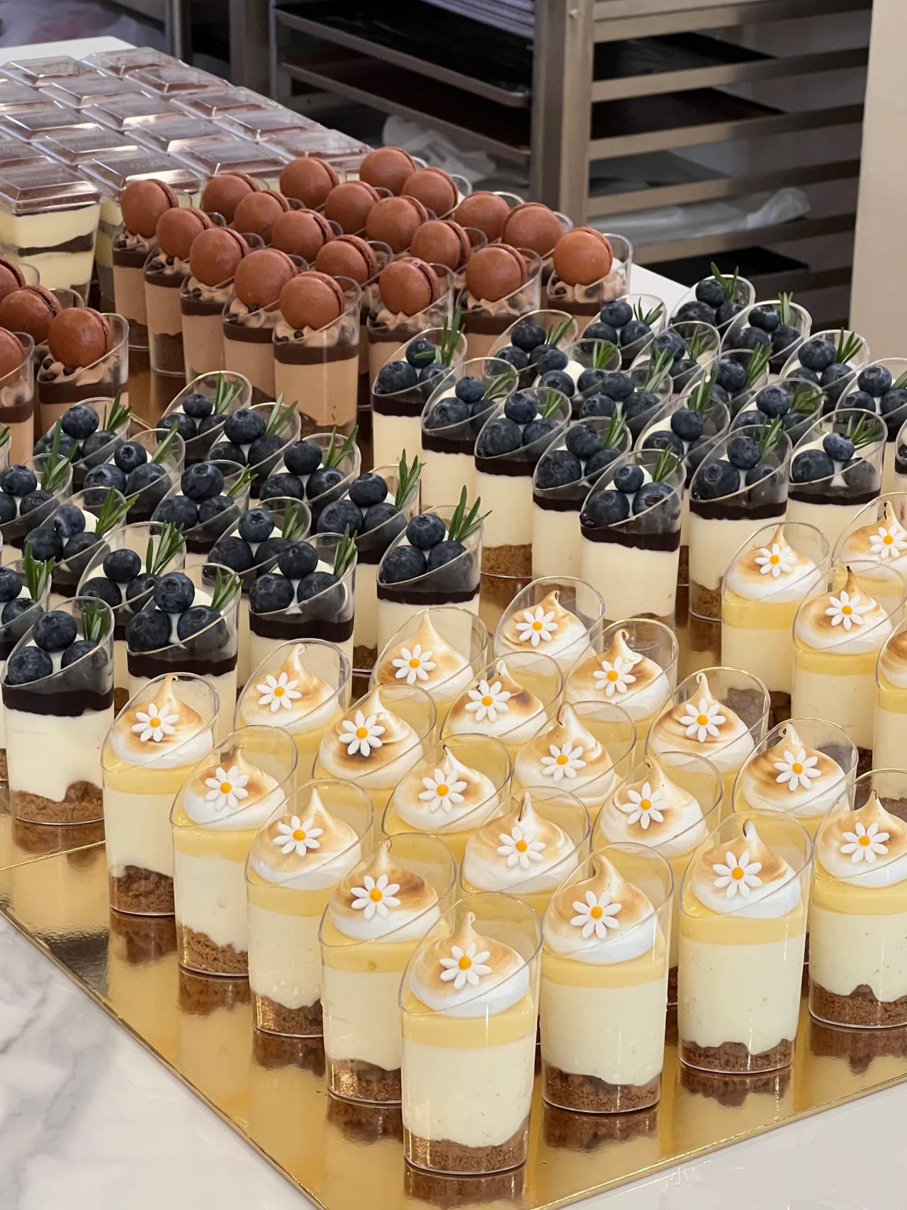 派对玻璃瓶蛋糕/Party/食物/ 图片和价格仅作展示作用, 请联系我们再下单